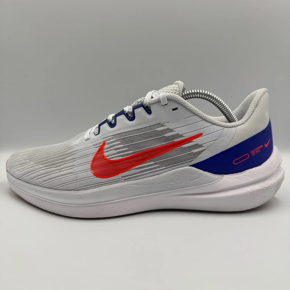 Nike Winflo 9 Men's Size 9.5 White‎ Blue Red Running Shoes Sneakers DD6203-006